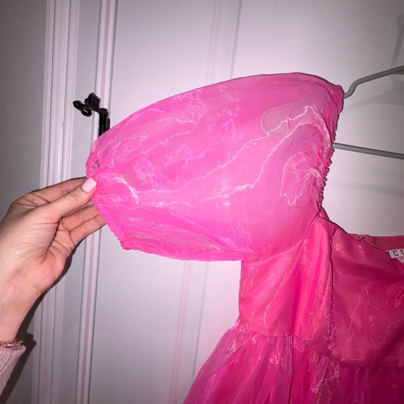 TCEC Vibrant Pink Puff Sleeve dress - Picture 3 of 5